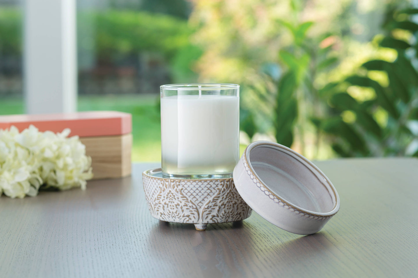 Candle Warmers Etc. - 2-in-1 Fragrance Warmer Vintage White